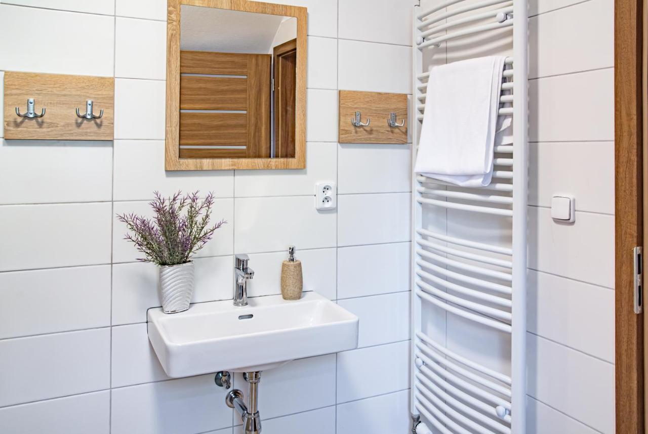 Apartmany Kurojedy Bor Luaran gambar