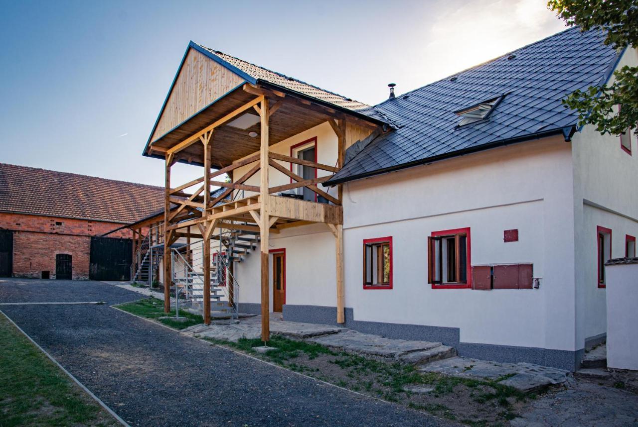 Apartmany Kurojedy Bor Luaran gambar