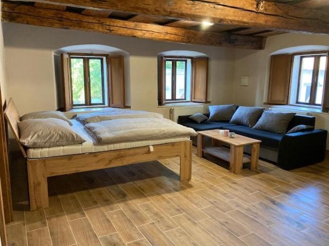 Apartmany Kurojedy Bor Luaran gambar